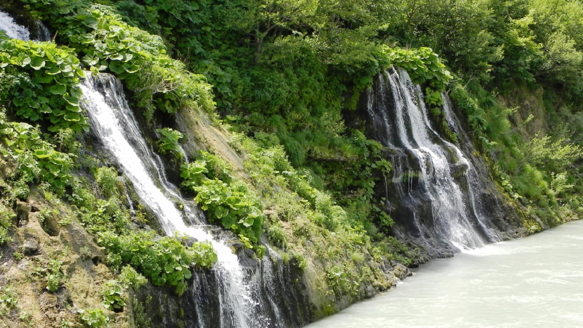 cascada 2