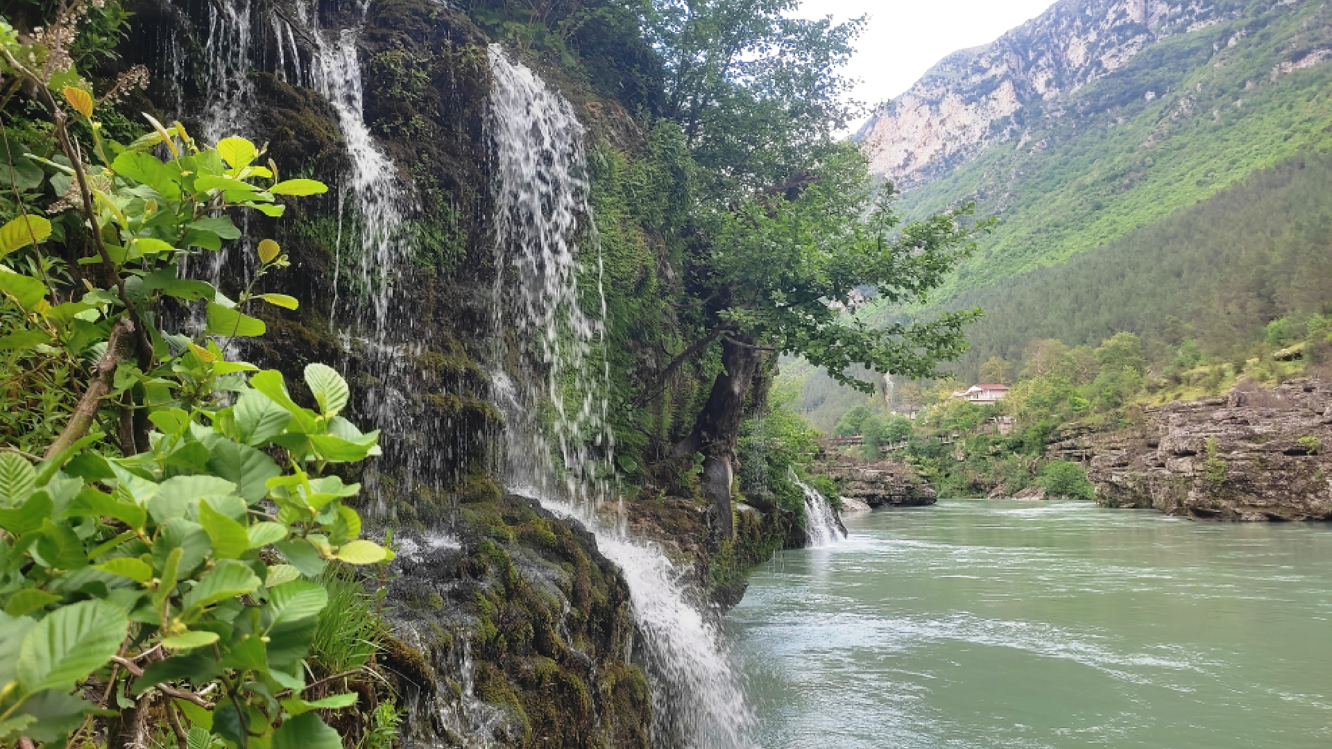 cascada 5