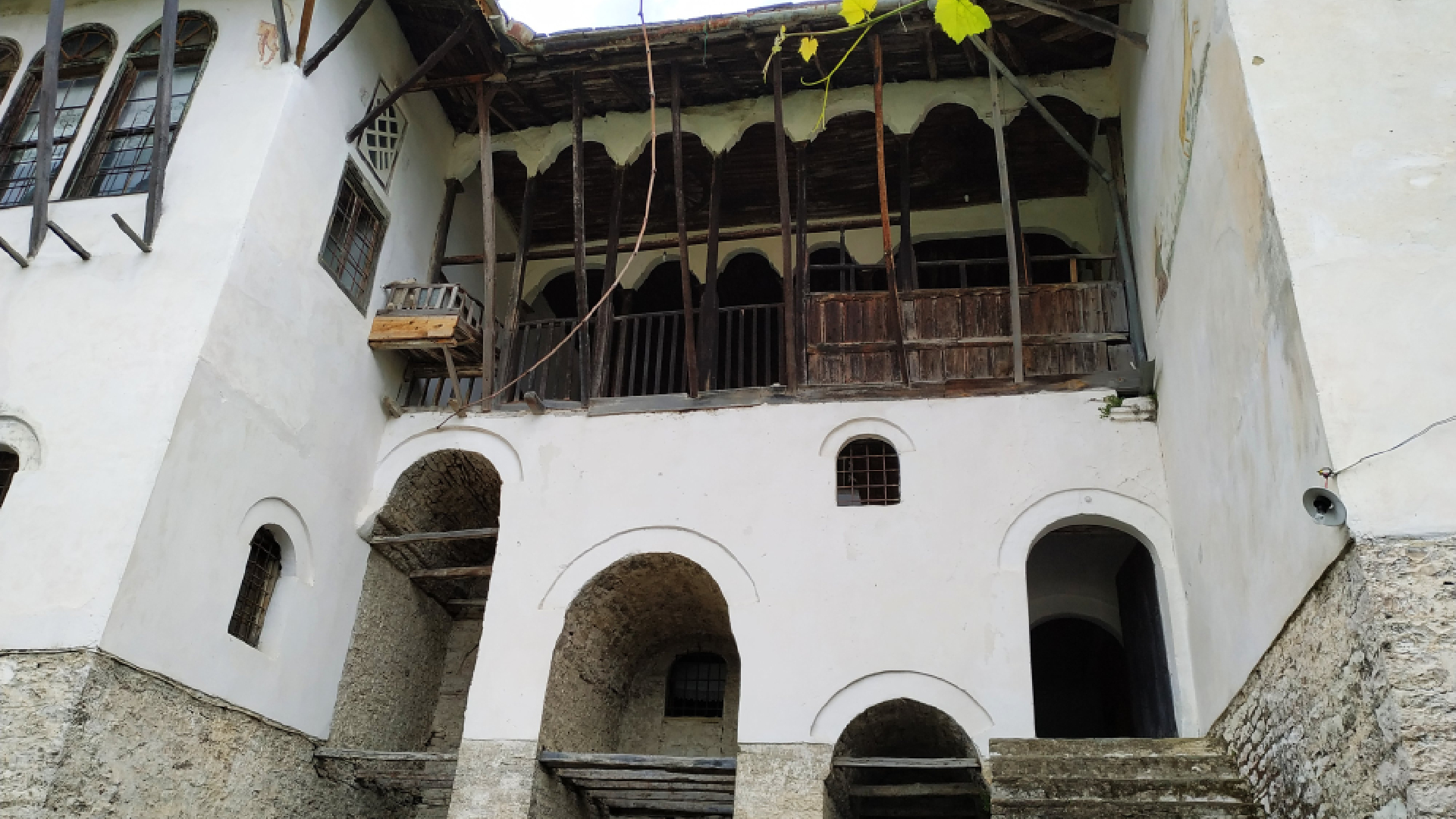 Gjirokaster 2