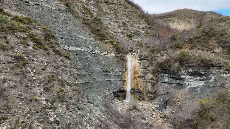 THE PODE WATERFALLS — photo 1