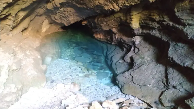 PETRANIK CAVE — photo 2