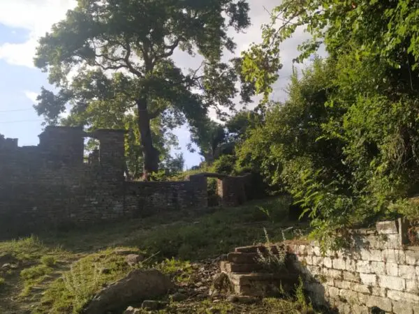 VILLAGE LESKAJ