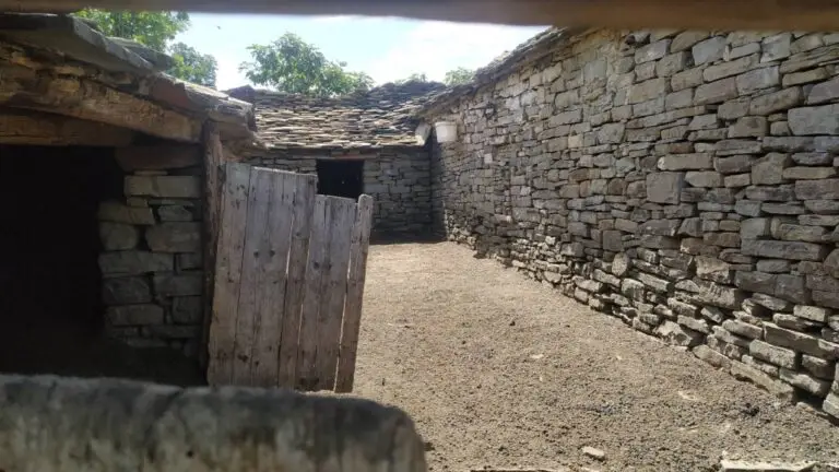 VILLAGE LESKAJ — photo 1