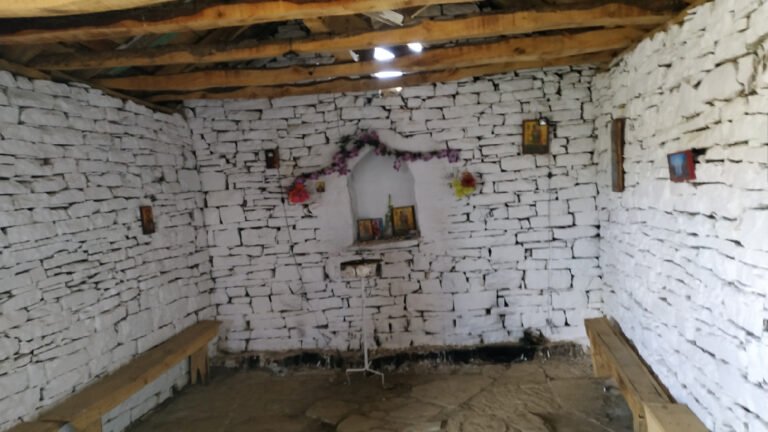 CHURCH OF ST. CHRISTOPHER – MALESHOVË — photo 5