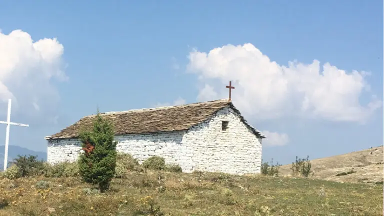 CHURCH OF ST. CHRISTOPHER – MALESHOVË — photo 2