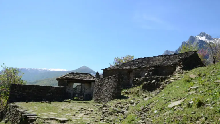VILLAGE LIMAR — photo 1