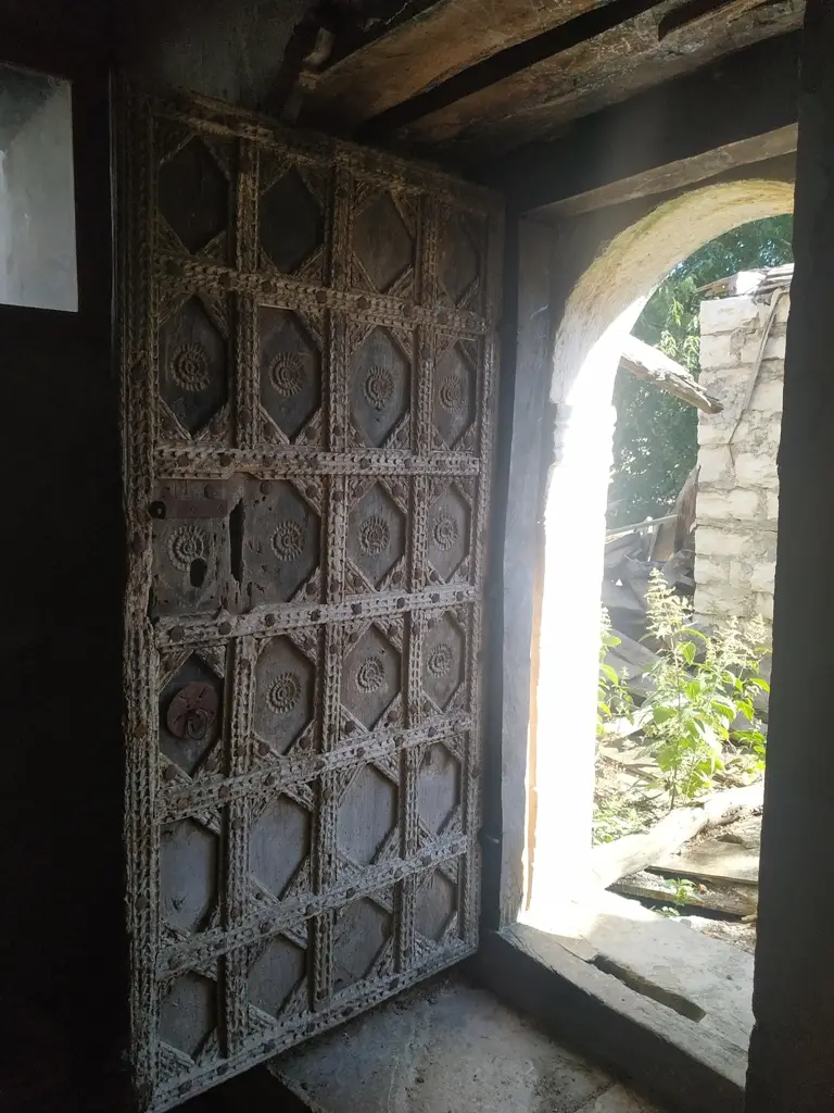 SAINT NICOLAS CHURCH – ARGOVE — photo 6
