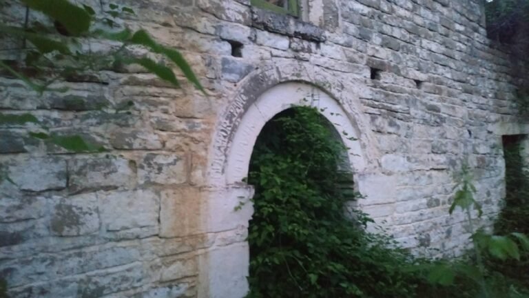 VILLAGE XHANAJ — photo 3